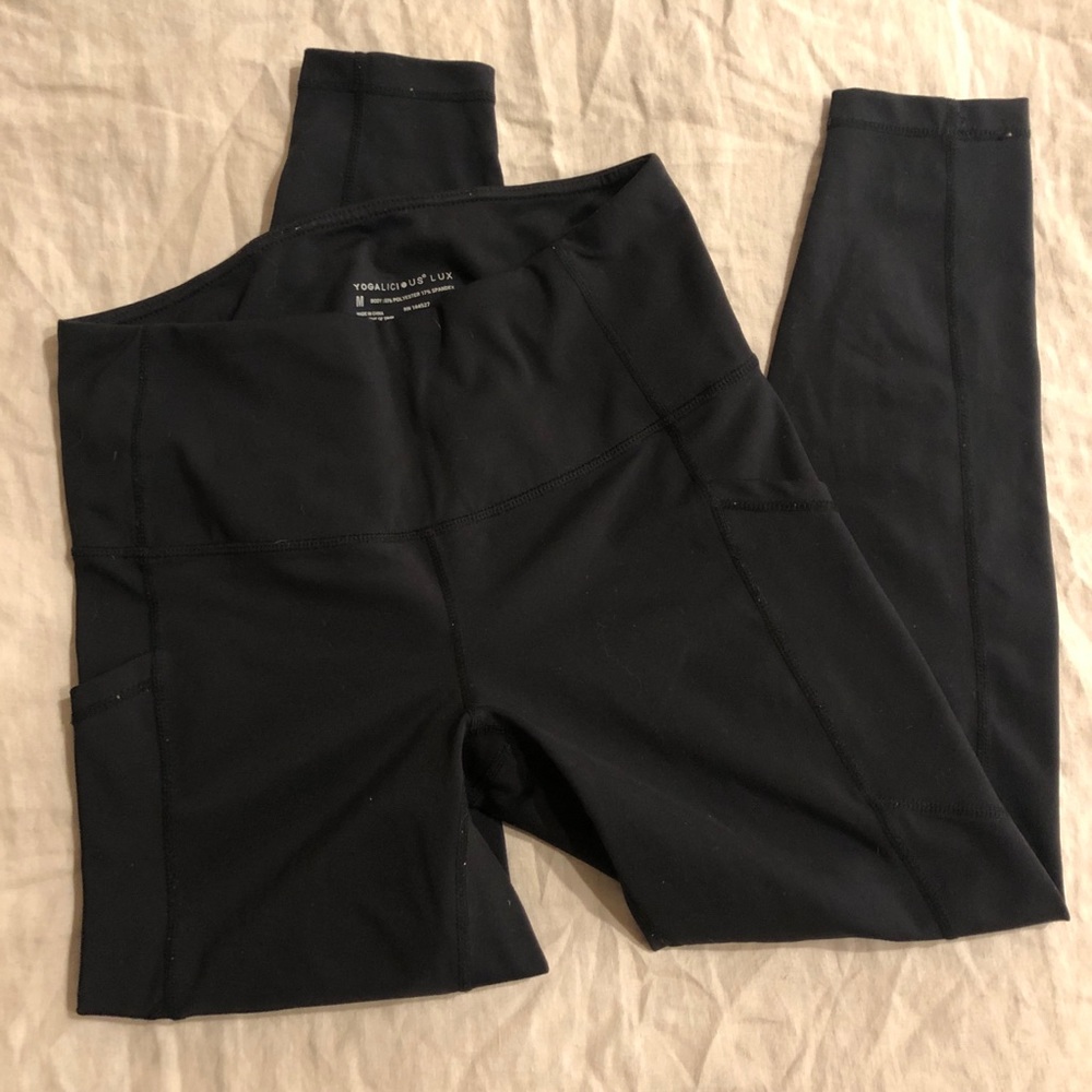 Yogalicious yoga pants